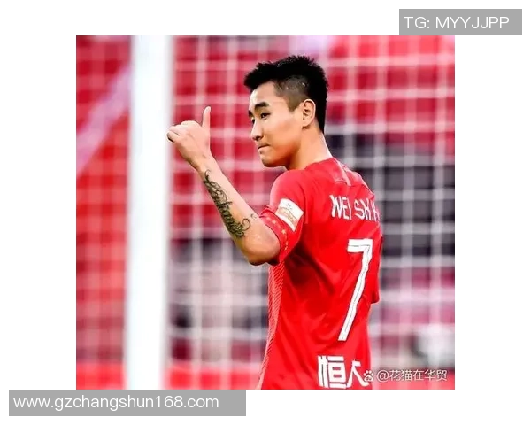 中国足球球星个人荣誉回顾：从进球王到亚洲足球荣耀的历程