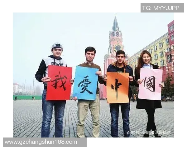 外国足球明星模仿中国人风貌挑战文化差异展现幽默与敬意