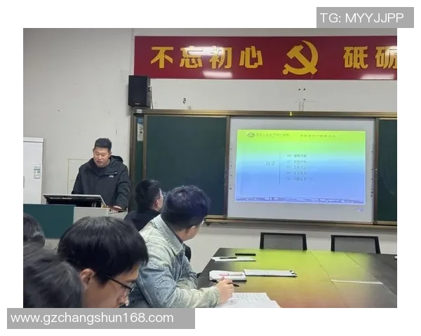 开平区足球第一球星的成长之路与辉煌成就分析