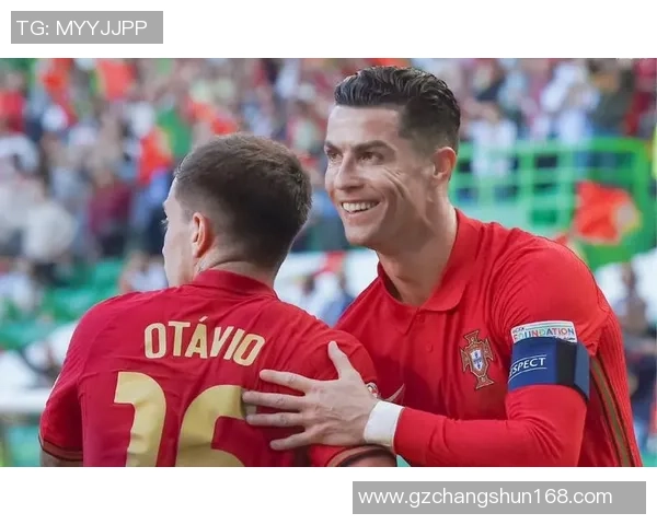 足球星二代热爱偶像球员揭秘他们背后的父辈荣耀与期望